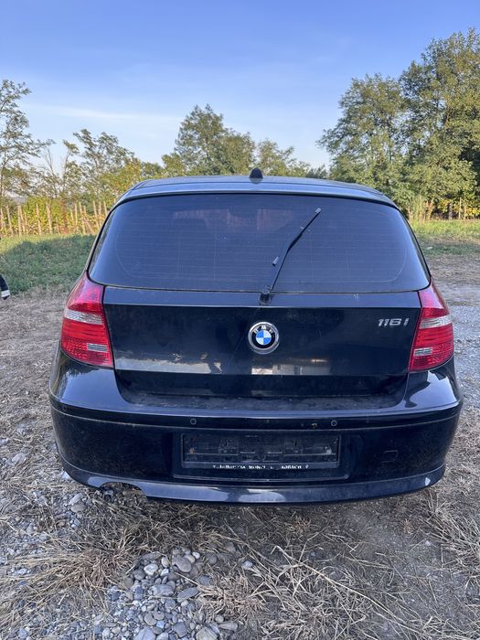 Dezmembrez BMW Seria 1 E87