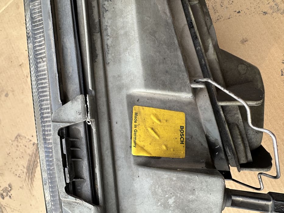 Фары оригинал мерседес 124 рестайлинг.