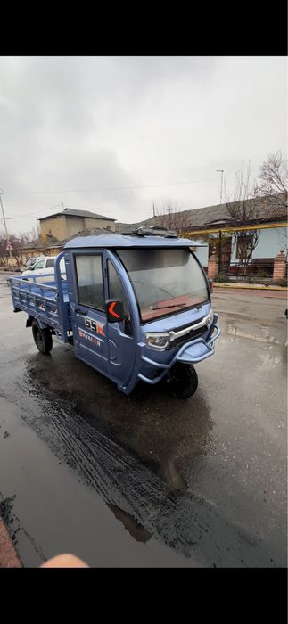 Електро кабиналик Маторол  1 тонналик ва 500 кг лик турлари мавжуд