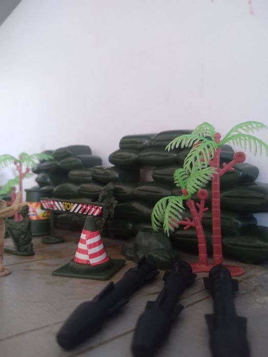 Игрушка новый салдатов