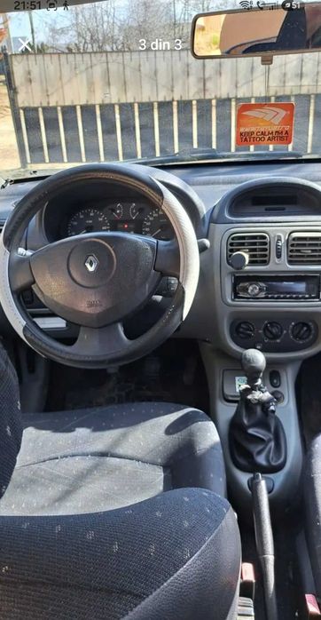 RENAULT Clio
