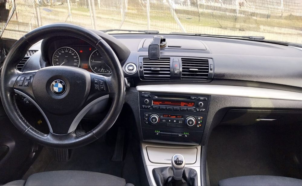 Vând BMW seria 1