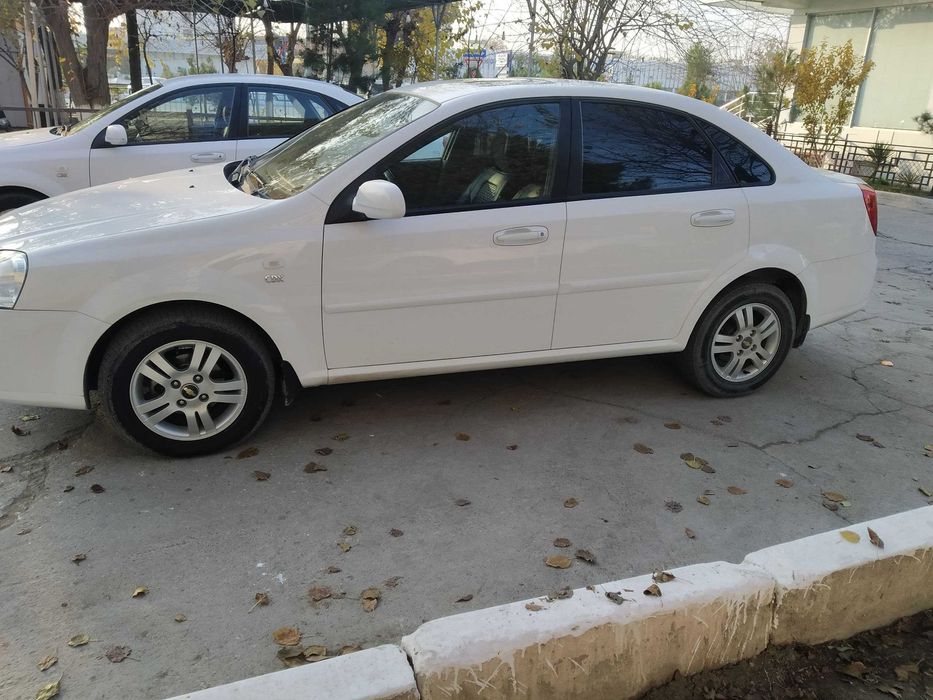 Ласетти 1.6 каробка автомат сотилади