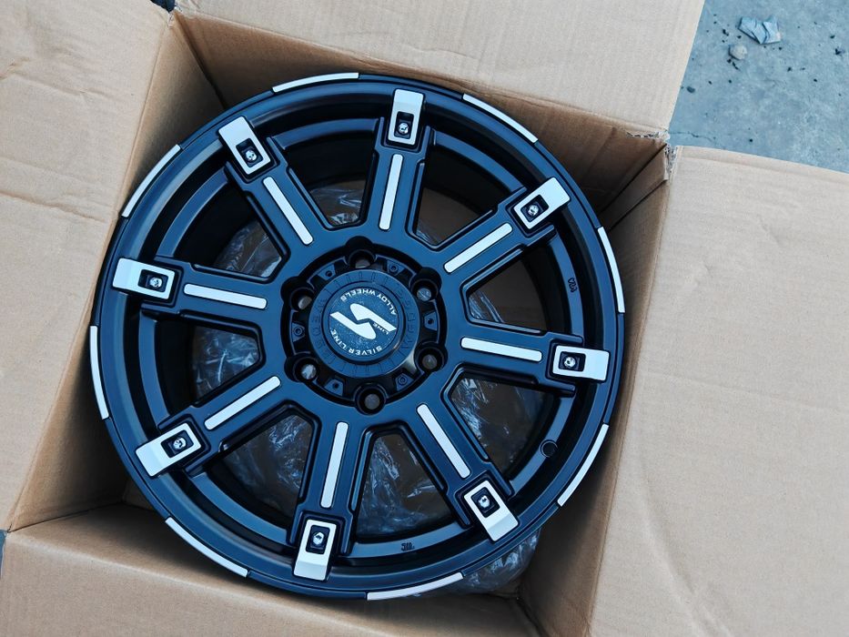 Jante de aliaj pe 17 pentru Suv  Marca silver line