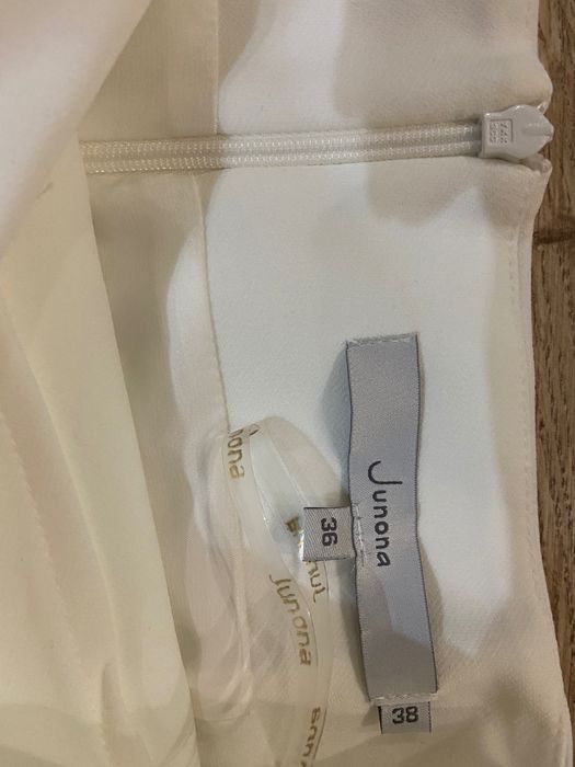 Бяла поличка Юнона