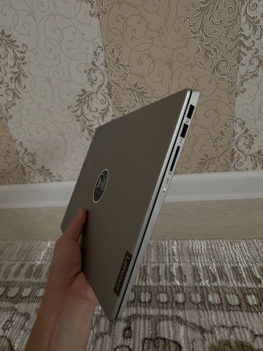 Lenovo IdeaPad Ультрабук