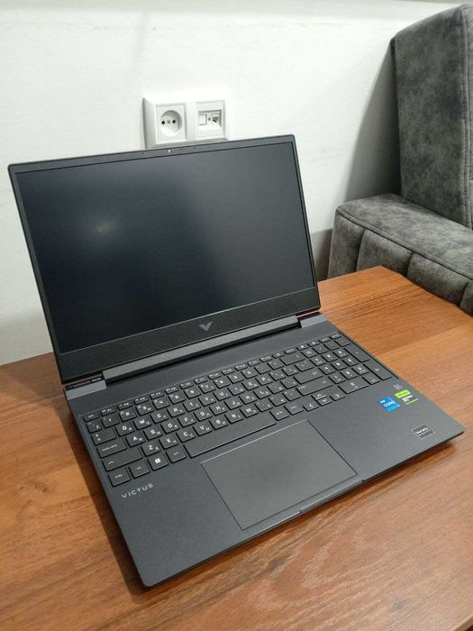 HP Victus Gaming i5-13420H 16/512, RTX 2050 4GB+Intel Graphics, 144Hz