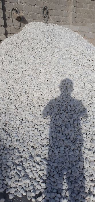 белый камен для декоратция дома