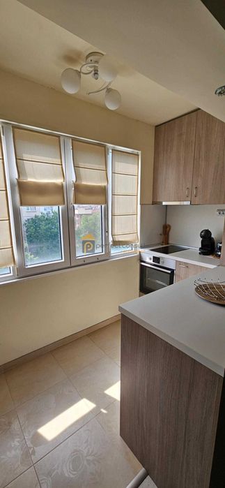 Продава се Двустаен апартамент в Пловдив, Въстанически - 47 кв.м за 1979 €/кв.м - Снимка #2