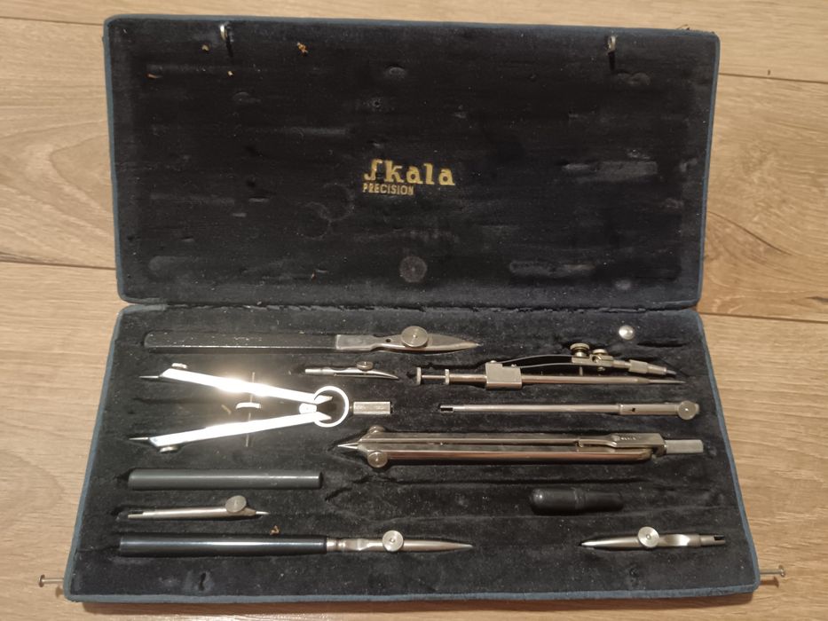 Чертожник инструменти Skala Profession Made in Poland