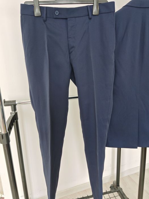 Costum elegant mire/nas marimea 46