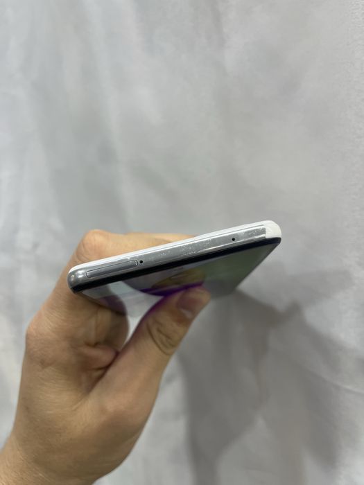 SAMSUNG A52 128GB.        .