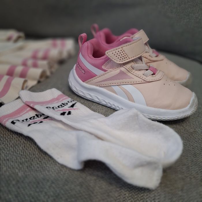 Комплект рокля и маратонки H&M и Reebok