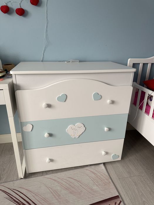 Продам детскую мебель