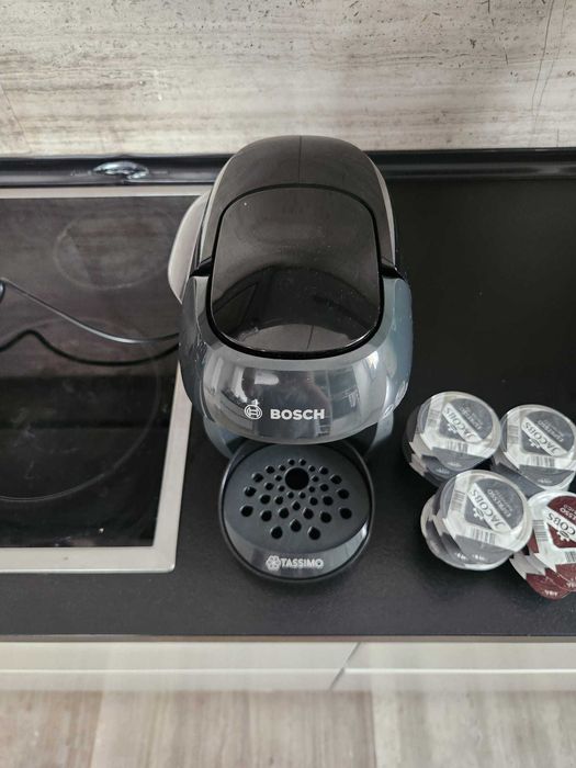 Espressor BOSCH Tassimo + 15 CAPSULE