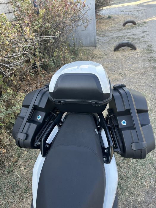 Скутер Tank 150