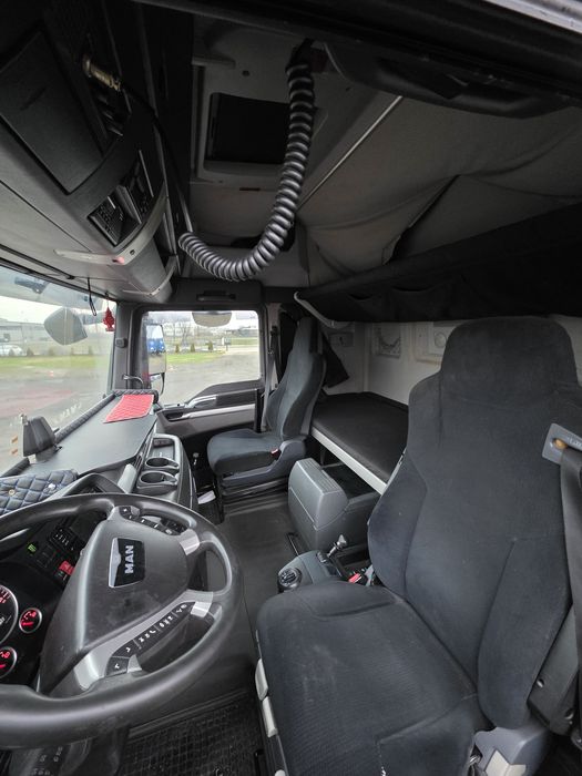 Cap tractor MAN TGX 18.440