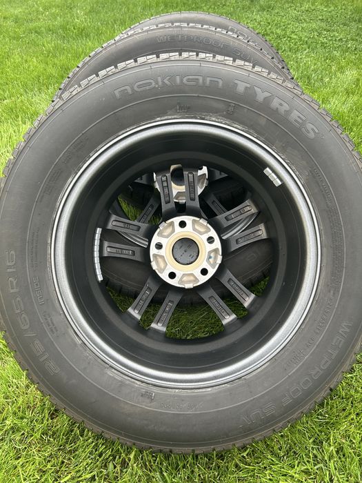 Anvelope vara Nokian 215 65 16 jante noi pt  TiguanKaroqTouranOctavia Golf Caddy Passat Sharan Exeo