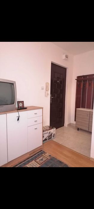ÎNCHIRIEZ garsoniera, zona Calea Aradului, str Dej