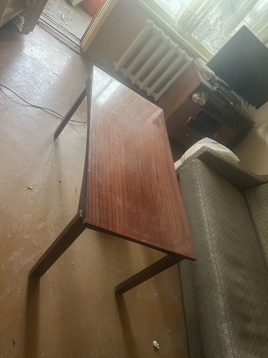 Отдам за коробку конфет