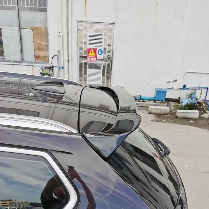Eleron Luneta Lip Portbagaj Spoiler M pentru BMW X3 F25, Negru Lucios