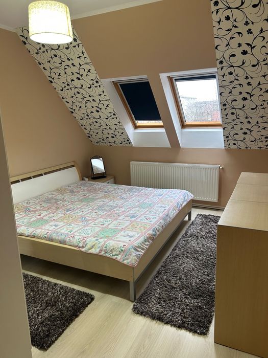 Apartamen de inchiriat