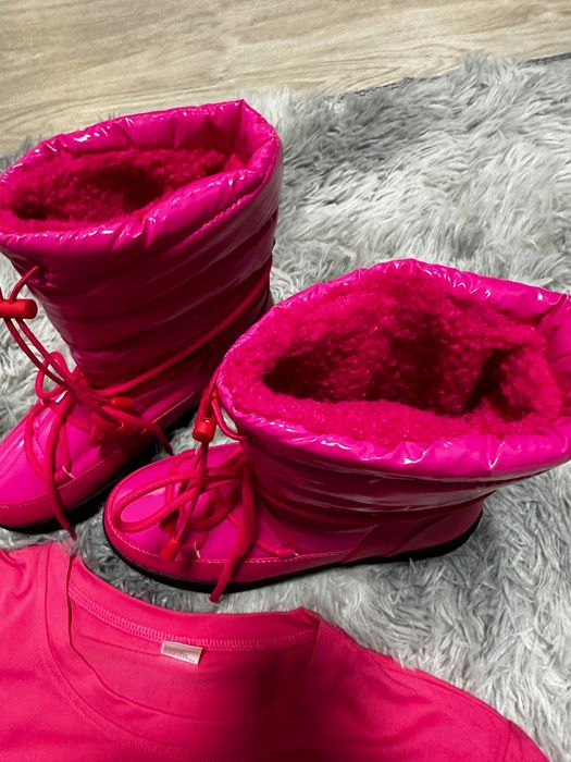 Цикламени боти чисто нови