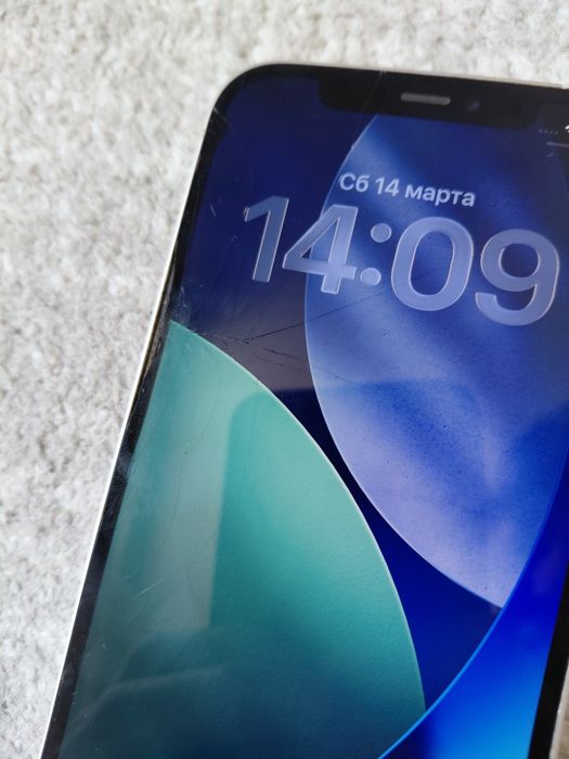 айфон 12 128гб емкость 75%