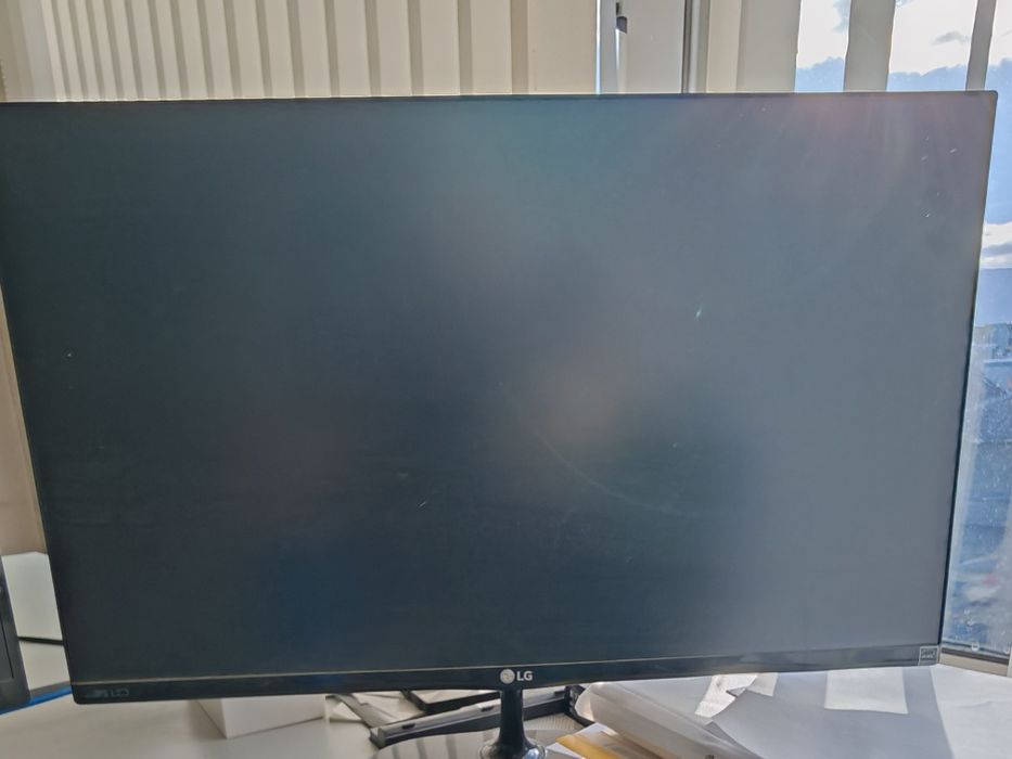 Mонитор LG 24mp67vq-p