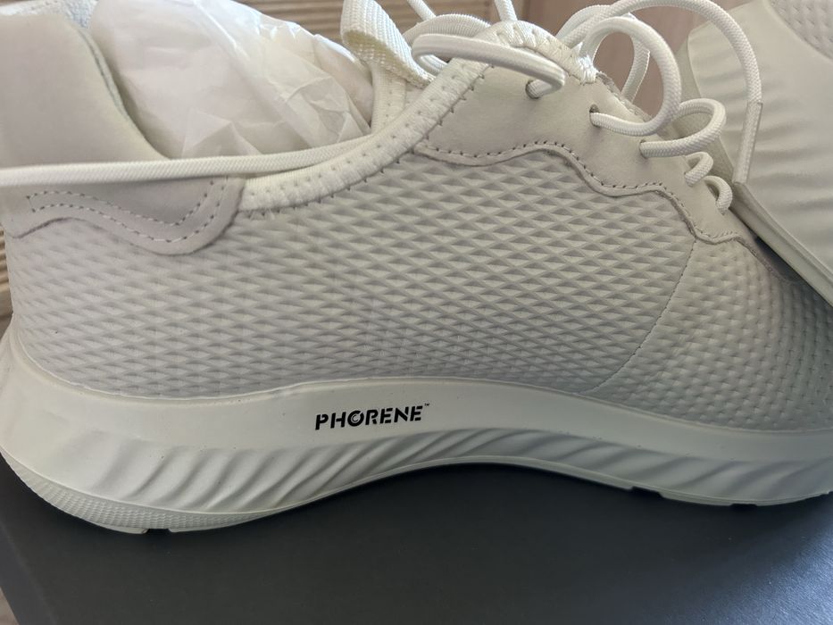 Кроссовки ecco оригинал.