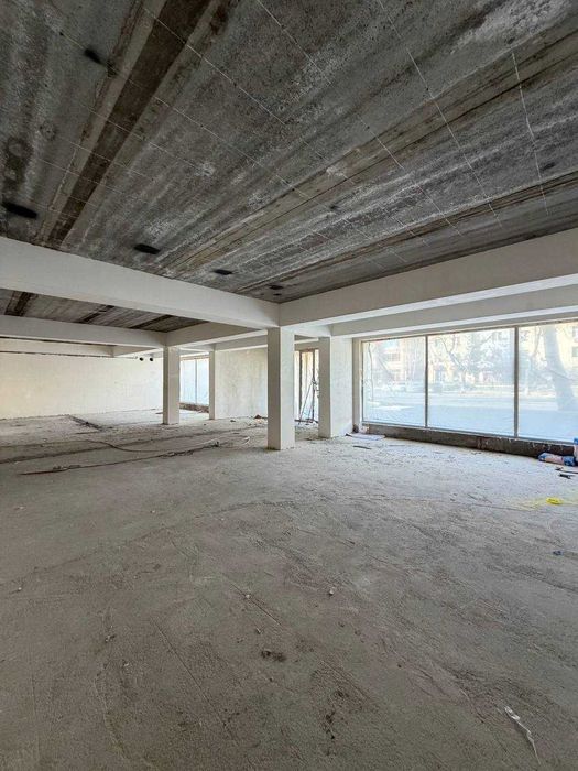 Продается Нежилое Помещение ул. Абай 242 кв.м.