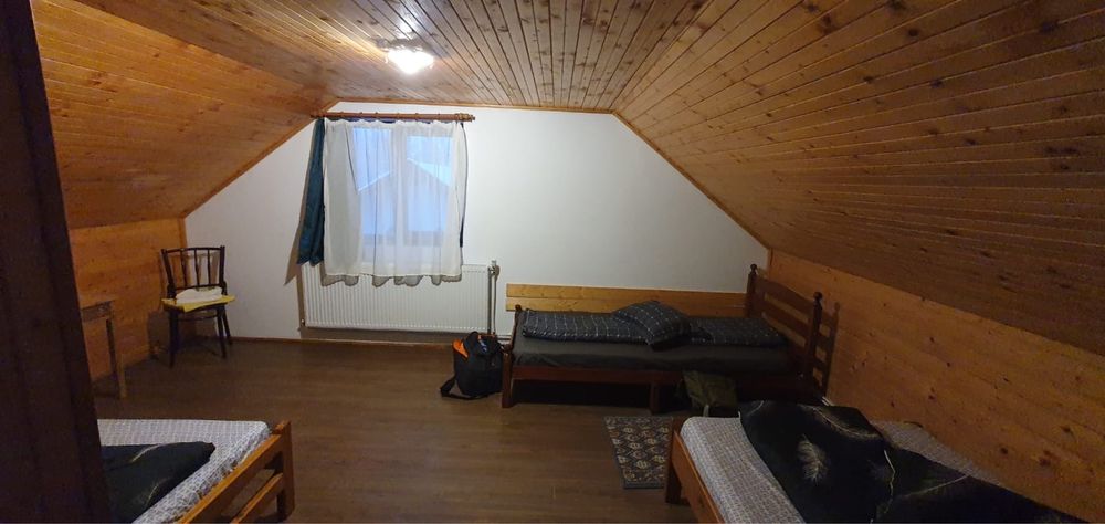 Cabana de vanzare zona Marisel (Rusesti)