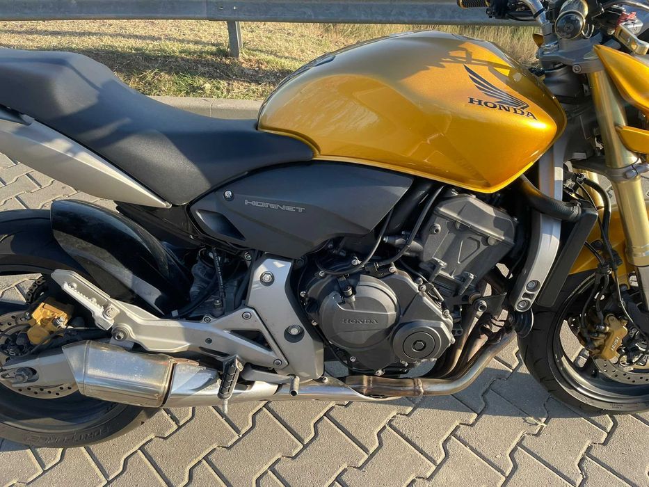 Motocicleta Honda Hornet PC 41