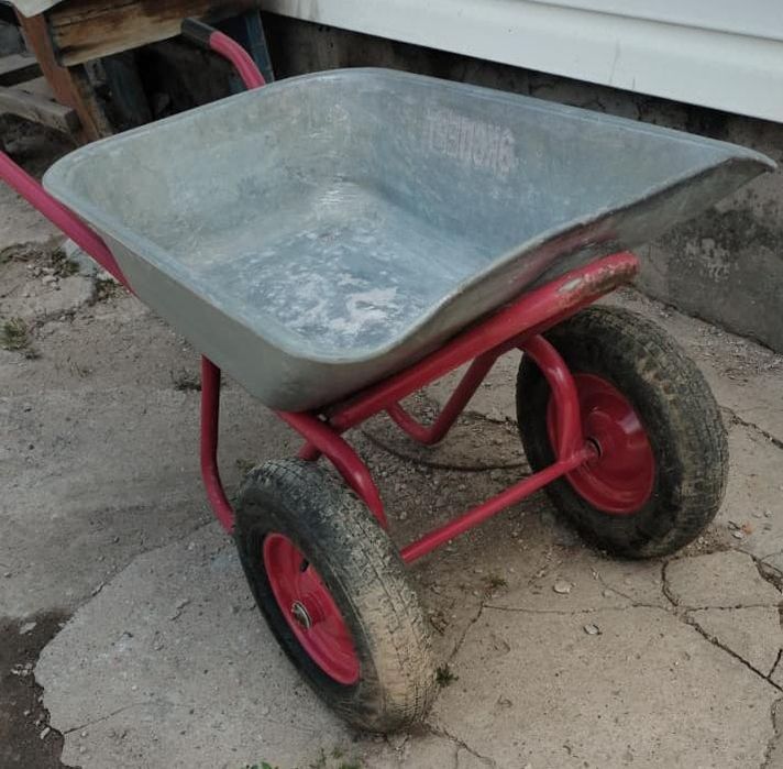 Продам тачку строительную