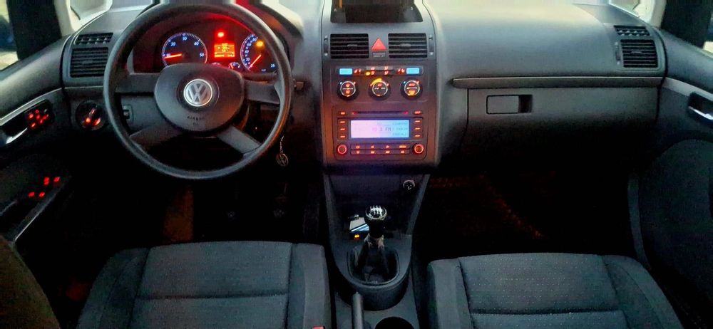 Volkswagen Touran An fab.2005