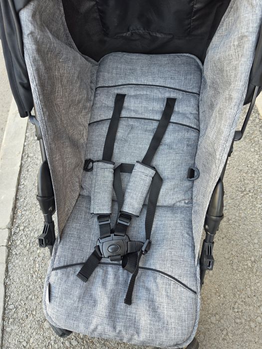 Коляска прогулочная hauck