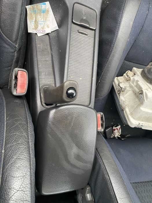 Volvo S40 1.9 115кс колата се продава на части