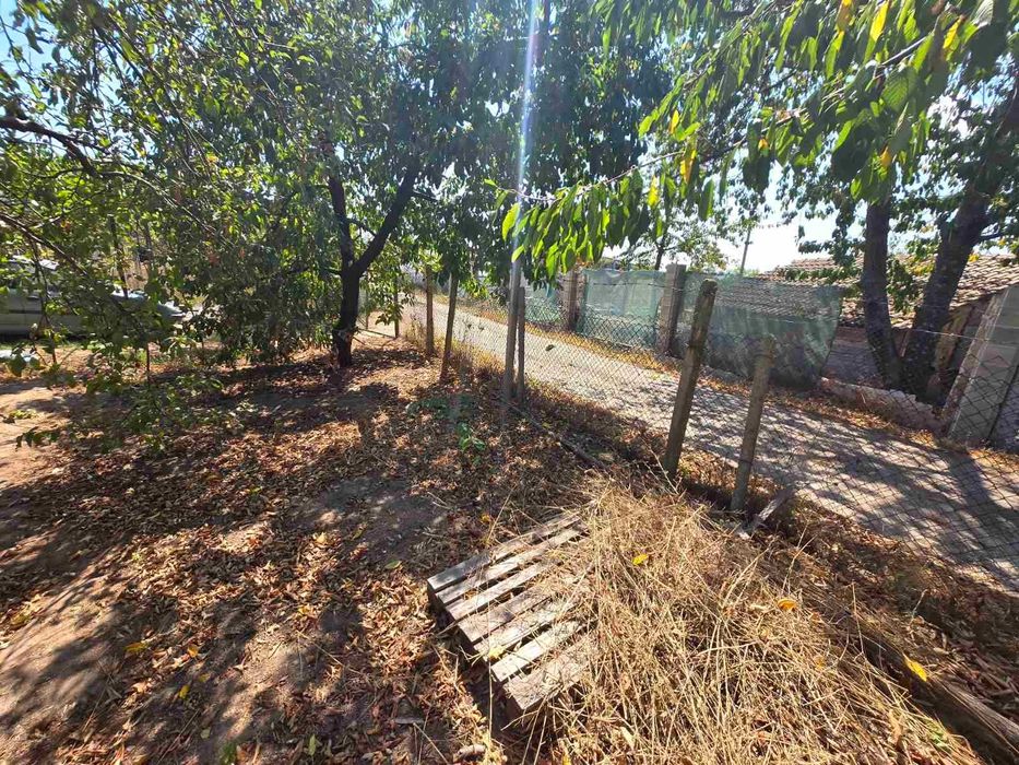 Продава се Парцел в с. Звездица, Област Варна - 700 кв.м за 50 €/кв.м - Снимка #1