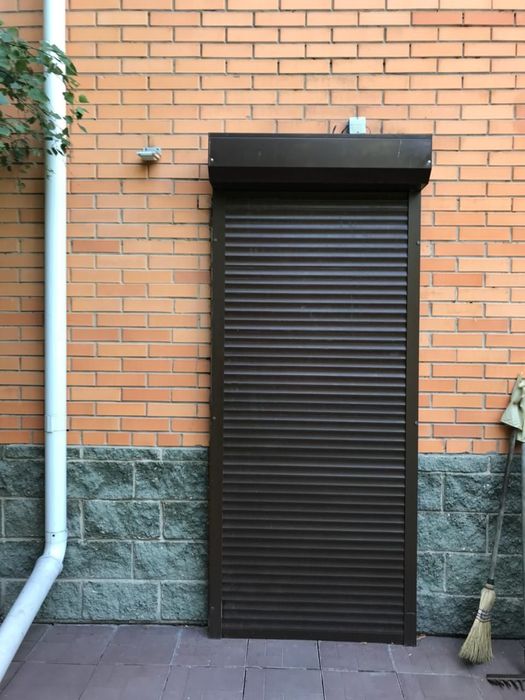 Рольставня защитная