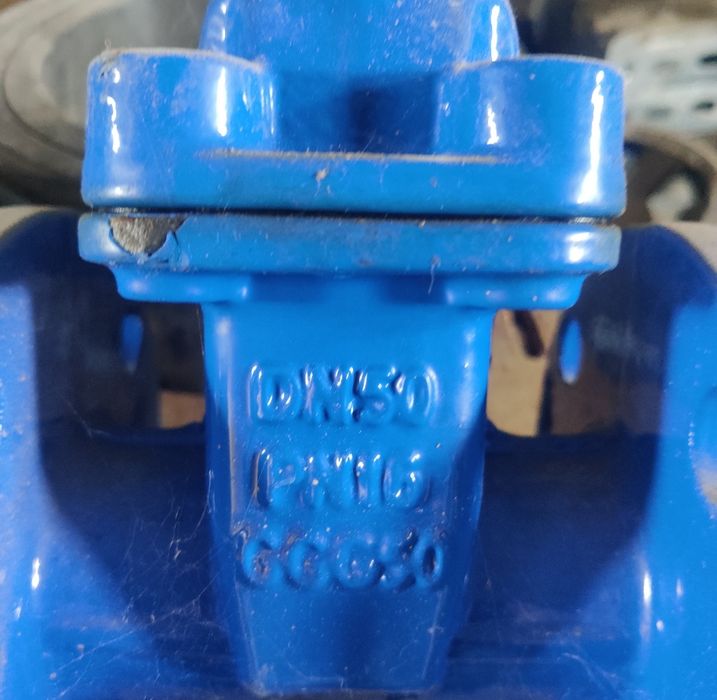 Продам задвижки, новые