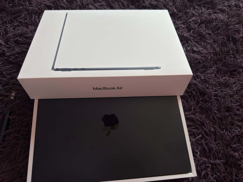 Apple MacBook Air 13" M4 / 16GB RAM / 256GB SSD / Гаранция