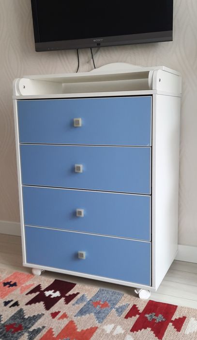 Продадим пеленальный комод