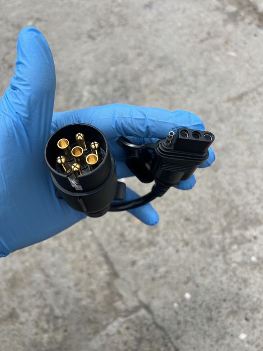 Адаптер преходник за теглич ремарке US 4 pin EU 7 pin