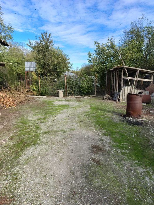 Casa si teren intravilan 3700mp in comuna Singureni, Giurgiu