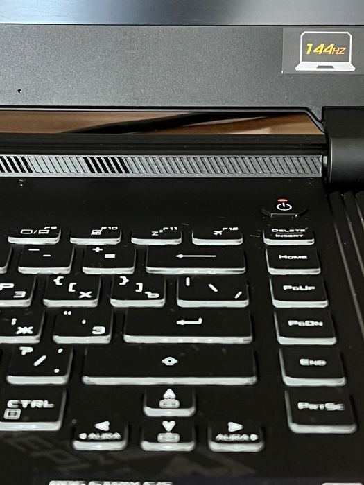 Ноутбук ASUS Rog Strix G512LW
