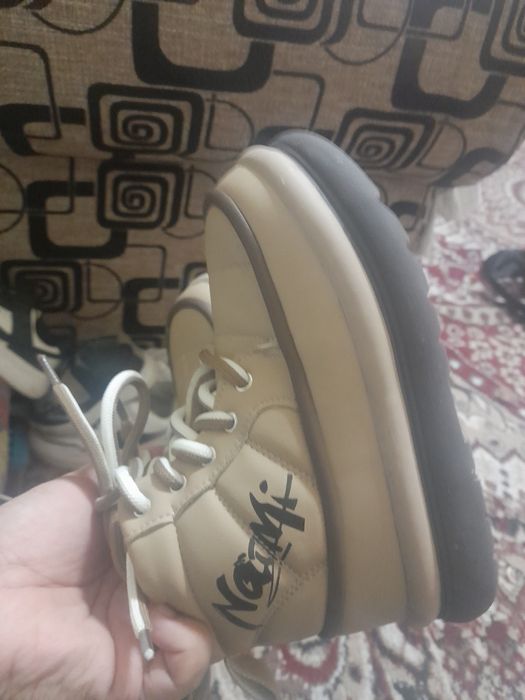 Bolalar oyoq kiyimi yangi rassiyadan olib kelganman  kichik kelgani sa