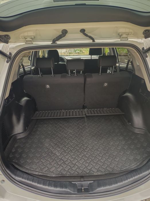 TOYOTA RAV4 2016 — imagine 5