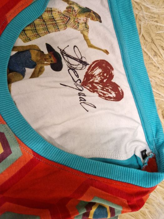 Bluza desigual mărimea s