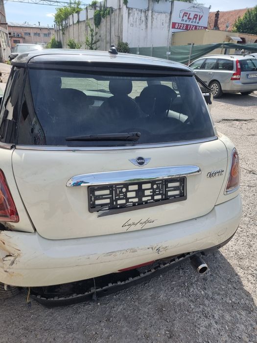 Dezmembrez Mini Cooper r56 motor n12