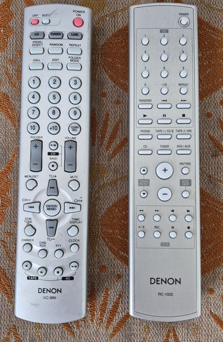 Telecomanda Denon 2 bucati diferite